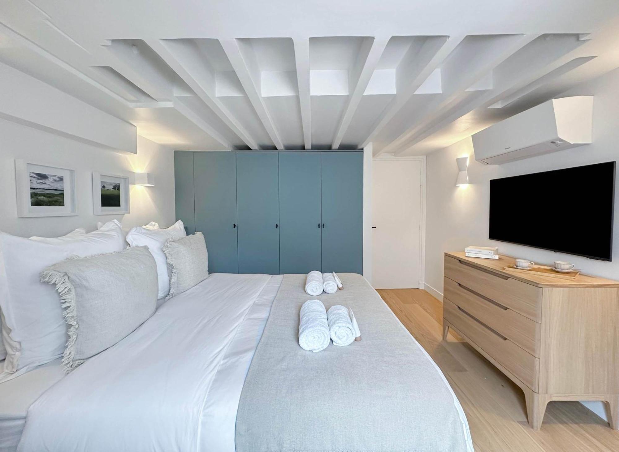 Spacious & Luxurious